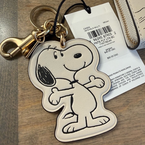 Coach Snoopy bundle - Picture 2 of 10